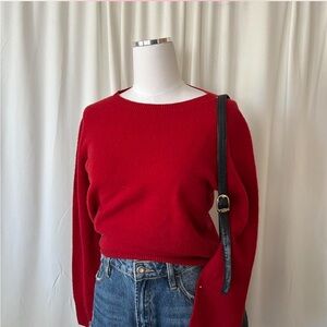 Classic Red Crewneck Jumper 100% Wool size Large.
